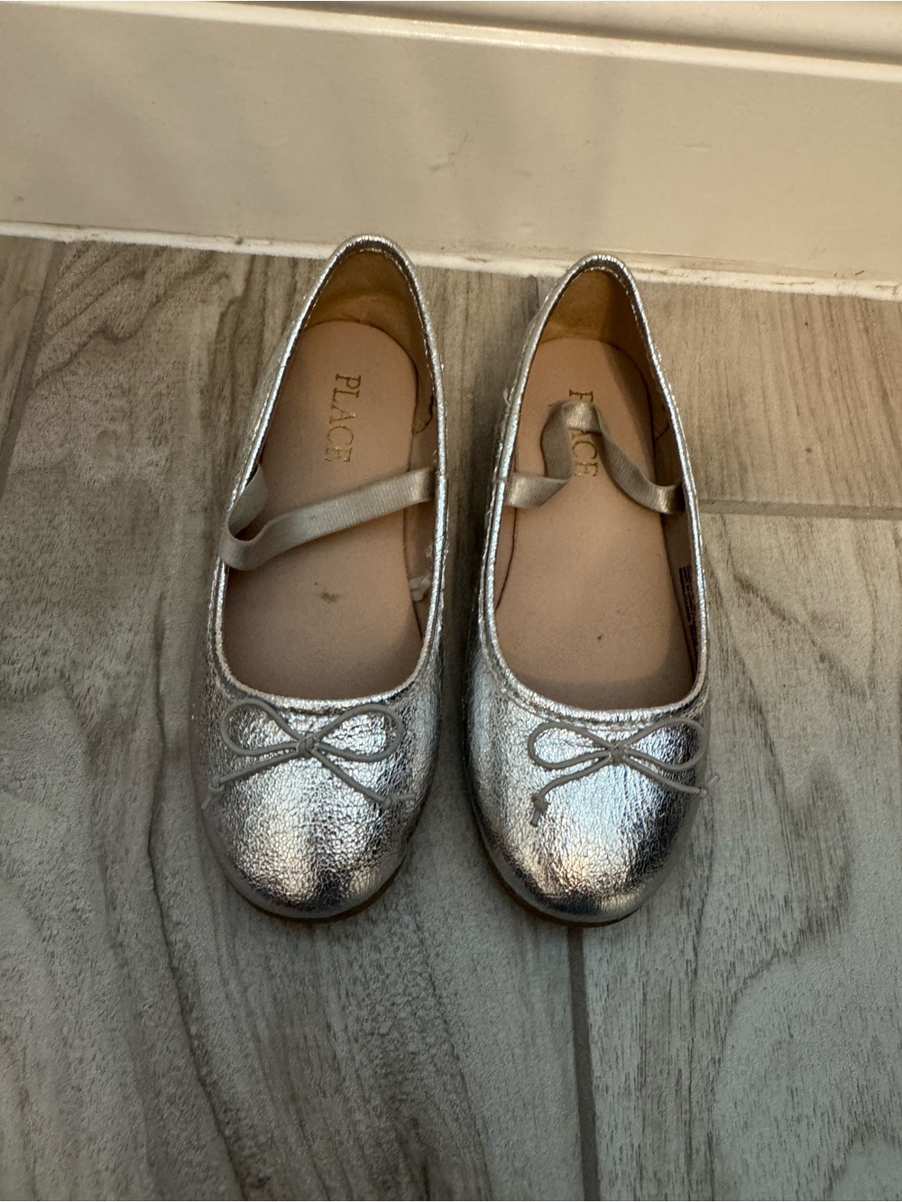 Childrens place silver ballet flats